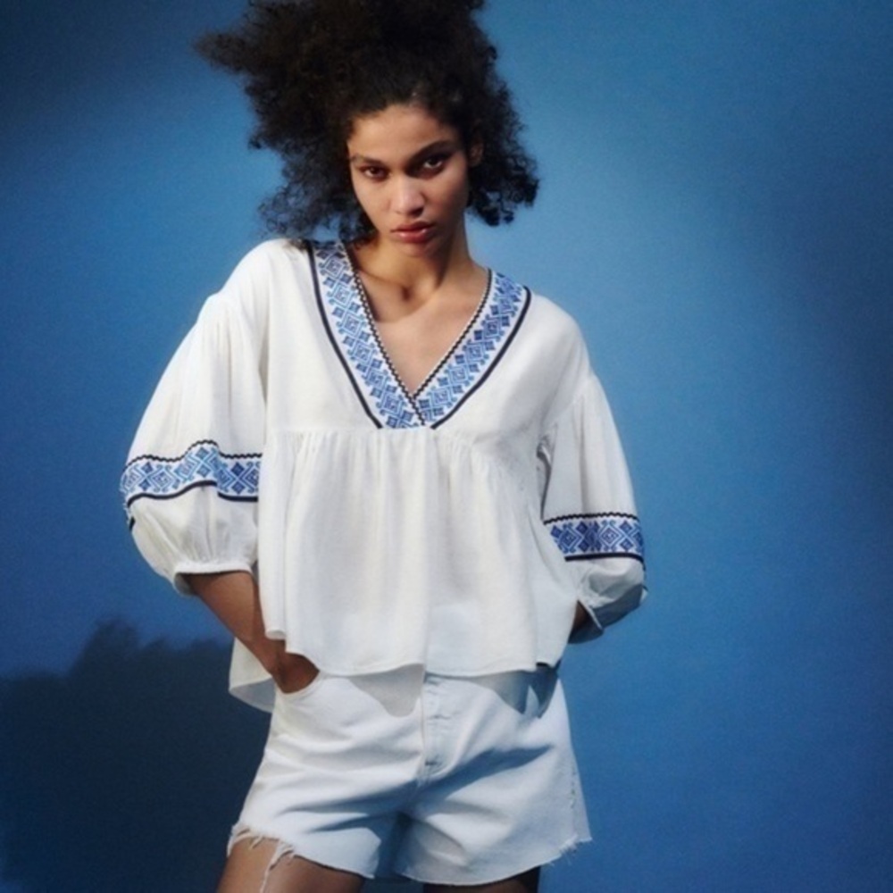 Zara White and Blue Embellished 3/4 Sleeve Blouse